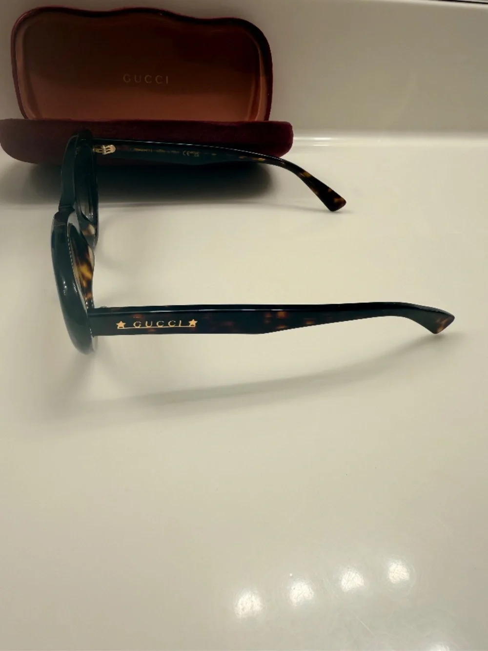 Gucci cat eye